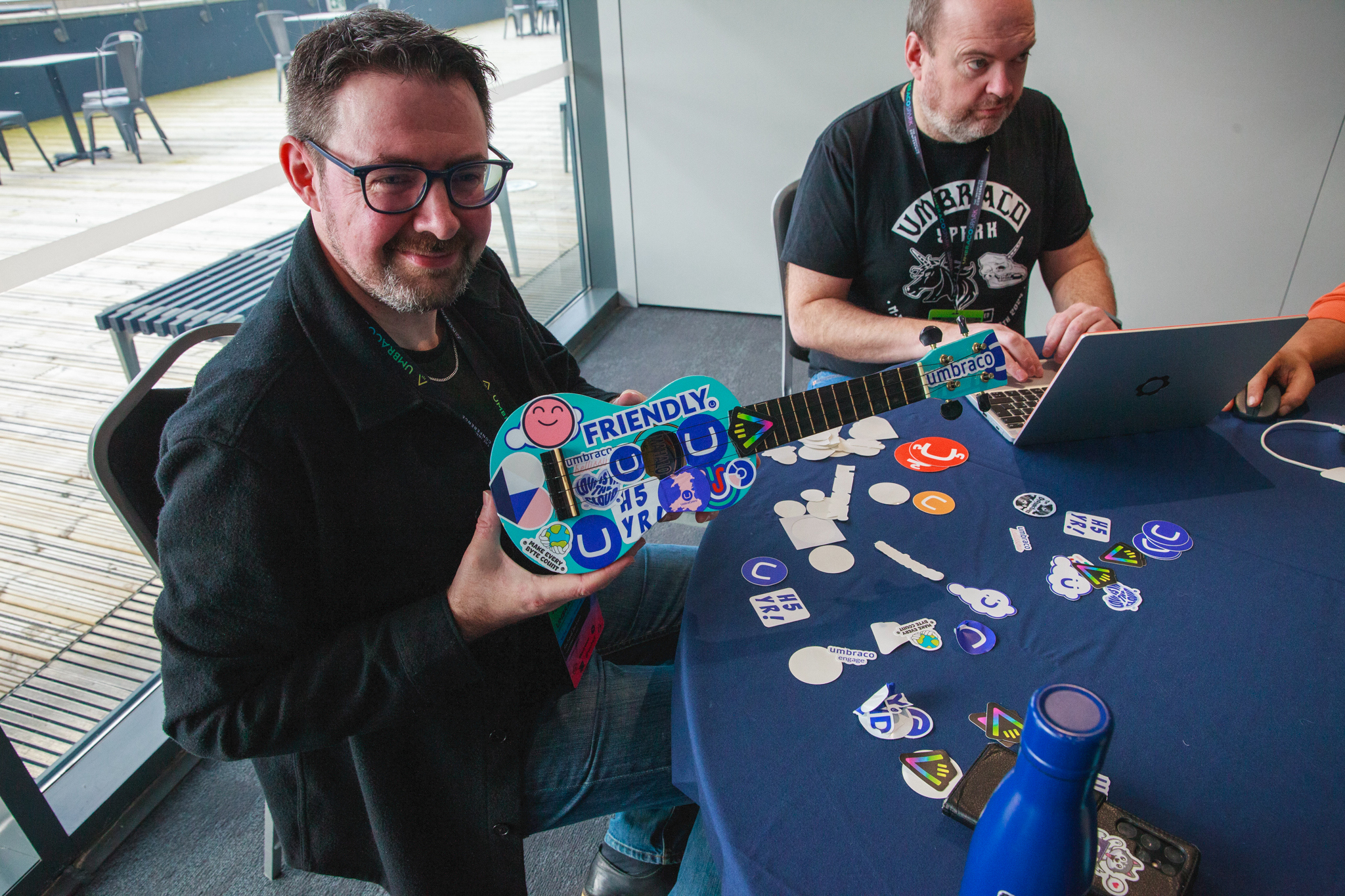 Richard F. Jackson showing off his Umbraco laden ukulele 